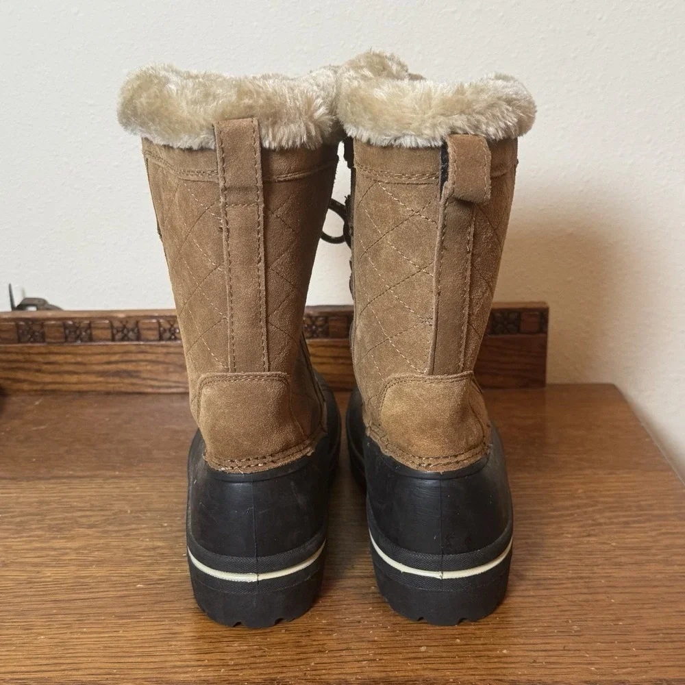 Women's Magellan Size 9B Winter Snow Boots Suede Leather  3M Thinsulate